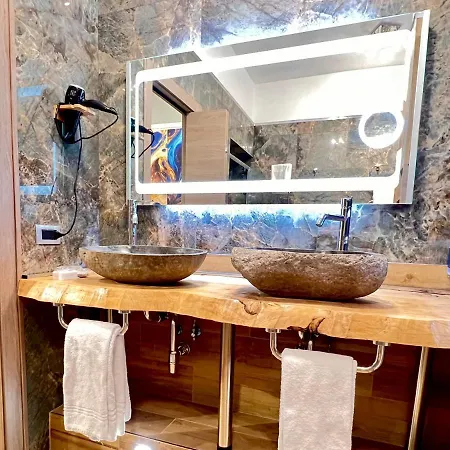 Carrubba's Luxury Apartamento