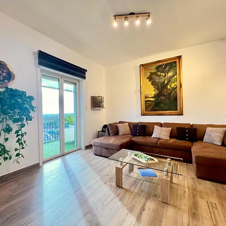 Carrubba's Luxury Apartment San Giovanni La Punta